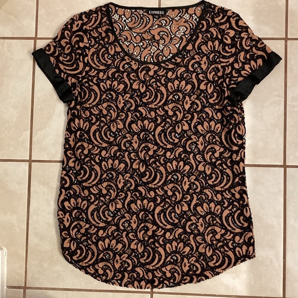 Express Top - Picture 11 of 12